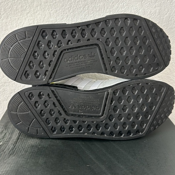 adidas NMD_R1 'All Over Logo White Team Solar Yellow Men's GZ7944 size 10 - Picture 6 of 6
